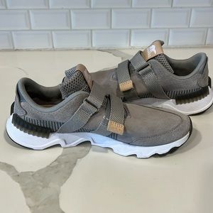 Sorel women’s Velcro tennis shoes, size 7.5. Worn twice